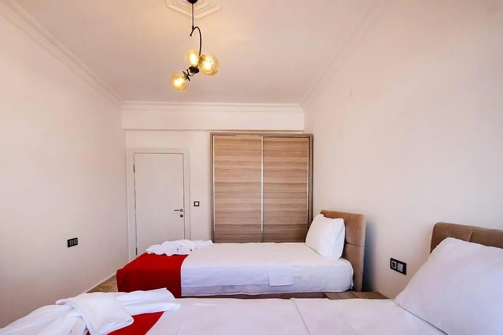 Sessiz Sakin Manzarali Sauna Ve Jakuzili,Muestakil Havuzlu Villa Фетхие