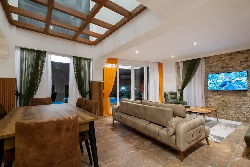 Sessiz Sakin Manzarali Sauna Ve Jakuzili,Muestakil Havuzlu Villa Фетхие