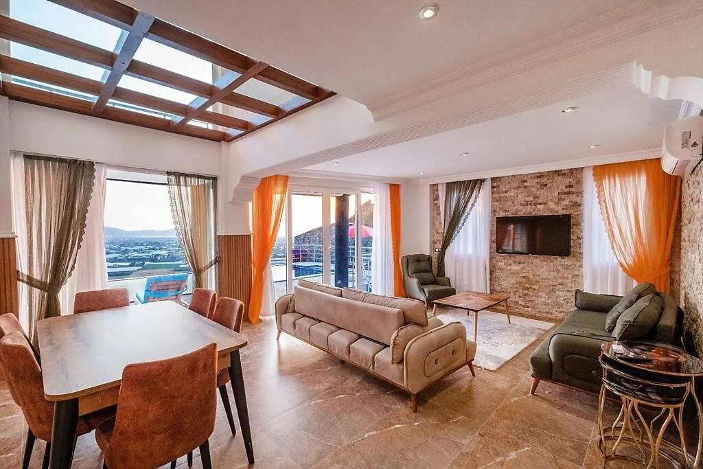 Sessiz Sakin Manzarali Sauna Ve Jakuzili,Muestakil Havuzlu Villa Фетхие