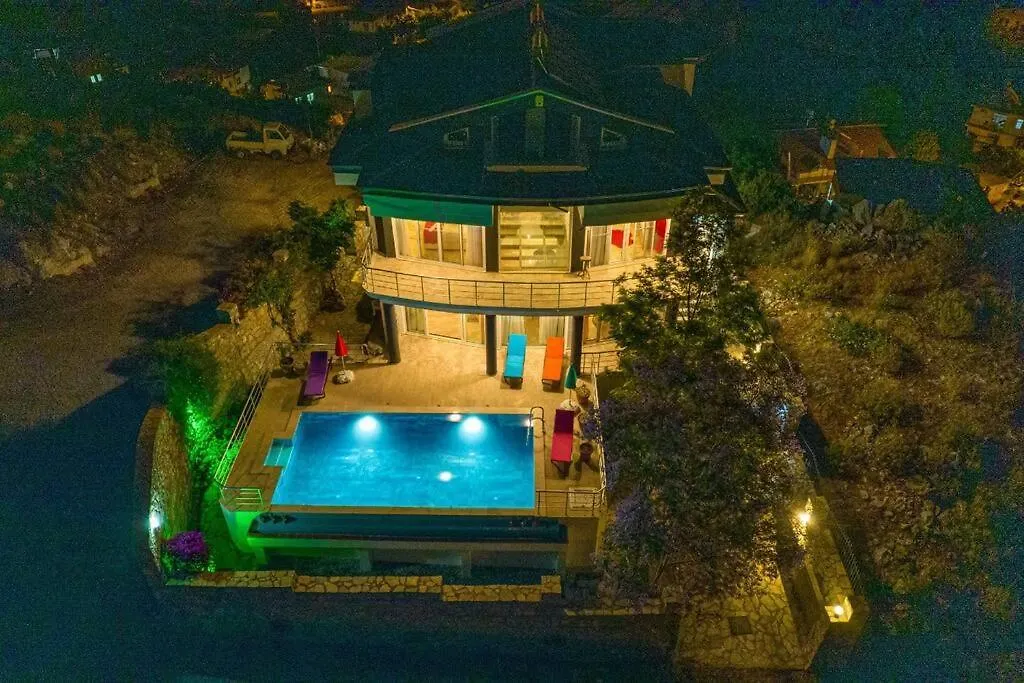 Sessiz Sakin Manzarali Sauna Ve Jakuzili,Muestakil Havuzlu Villa Фетхие