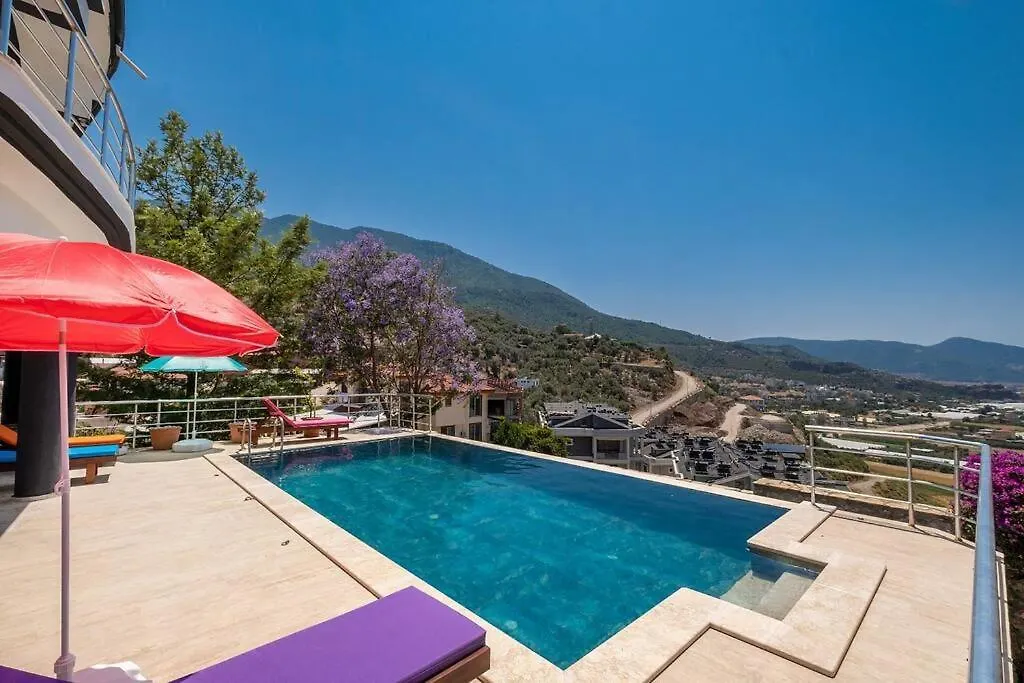 Sessiz Sakin Manzarali Sauna Ve Jakuzili,Muestakil Havuzlu Villa Fethiye Turcia