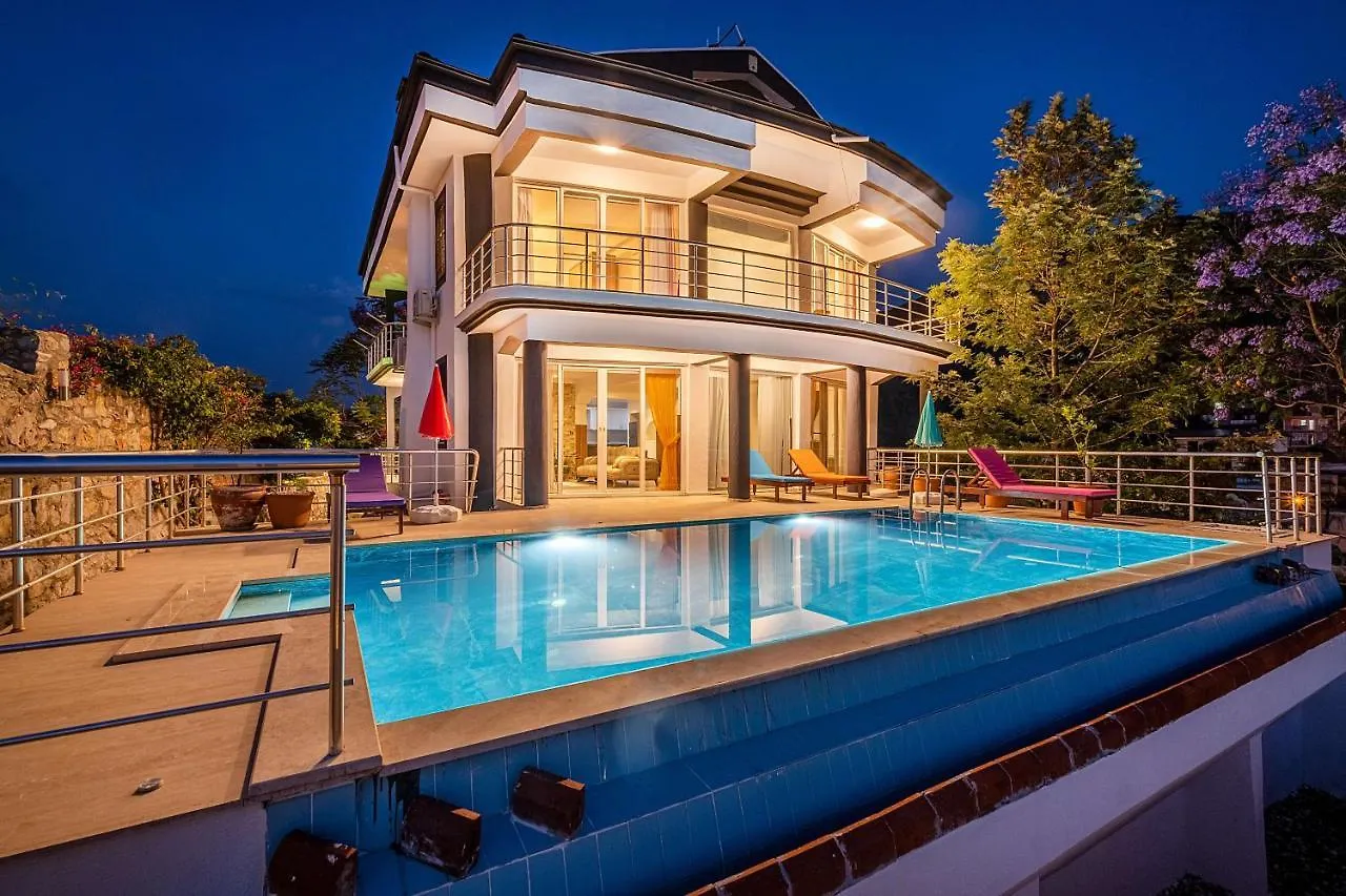 Sessiz Sakin Manzarali Sauna Ve Jakuzili,Muestakil Havuzlu Villa Fethiye